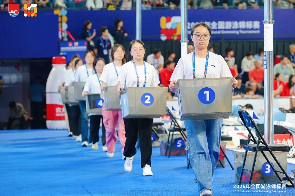 持续为青年, CzTIx, om 持续为青年, CzTIx, om