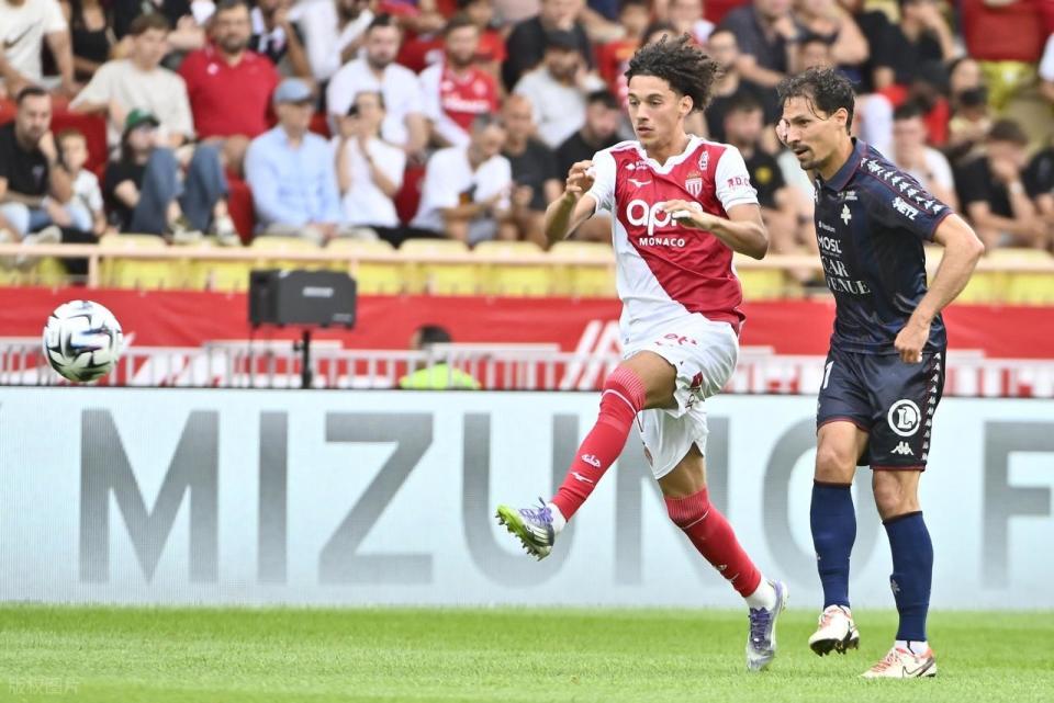 优势, 因为梅斯在, src