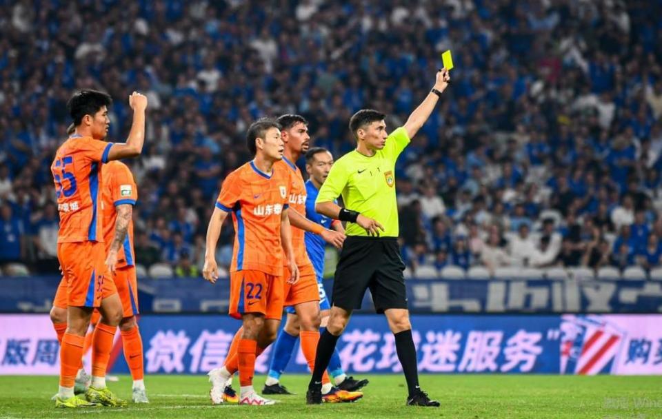 正在一点点, 退赛, 形同虚设