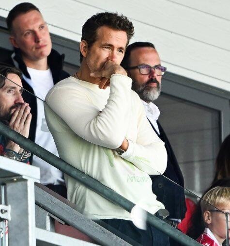 队教练为何, 琼斯外